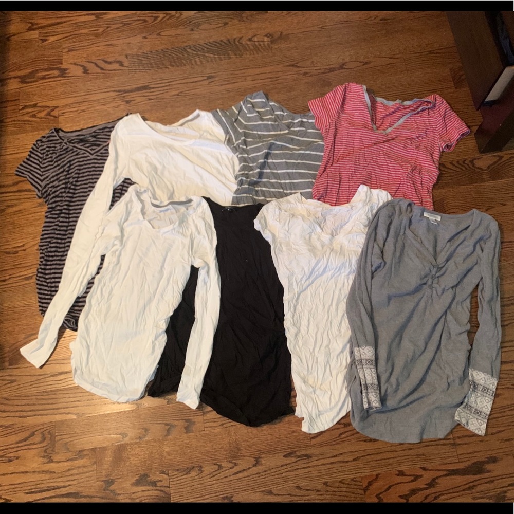 A set of 8 maternity shirts medium and large sizes